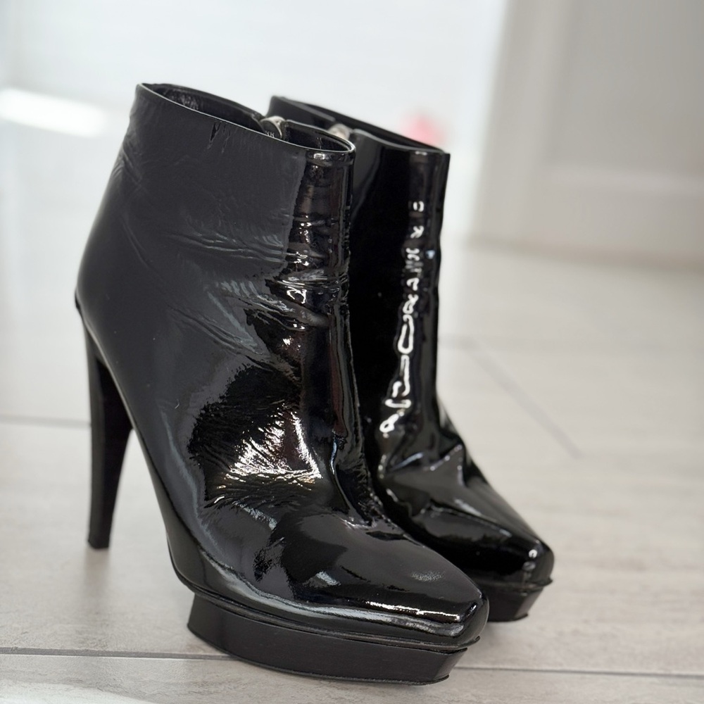 Michael Kors Collection - Patent Leather Platform Ankle Bootie - size 38 - EUC - Picture 15 of 15